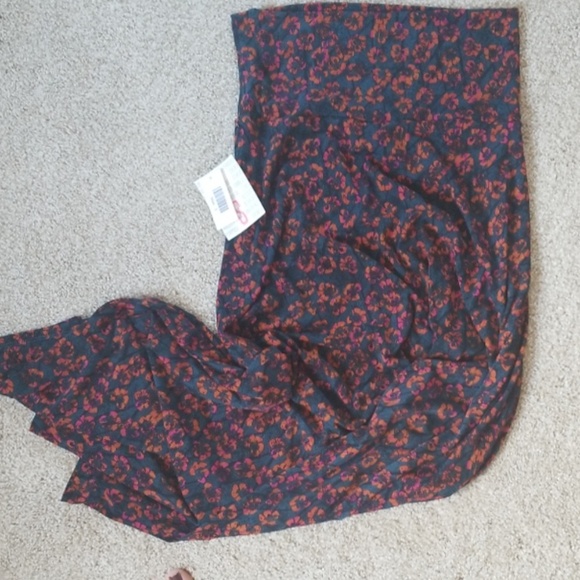 LuLaRoe Dresses & Skirts - Maxi skirt - dark floral LuLaRoe Dresses & Skirts - Maxi skirt - dark floral